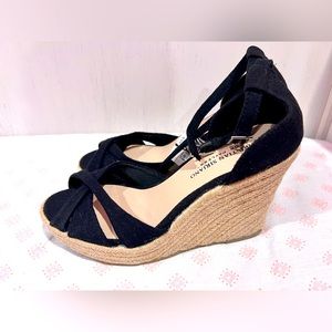 Christian Siriano wedge heels—- size 8 NWT